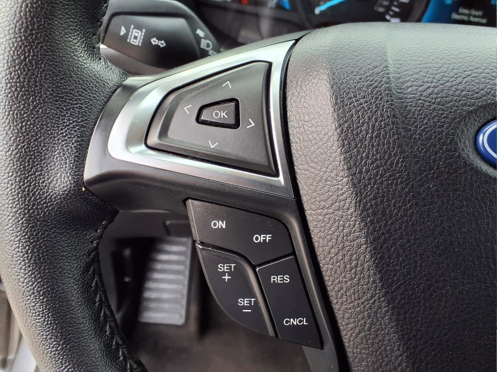 Used 2024 Ford Edge SEL AWD/4WD image 24