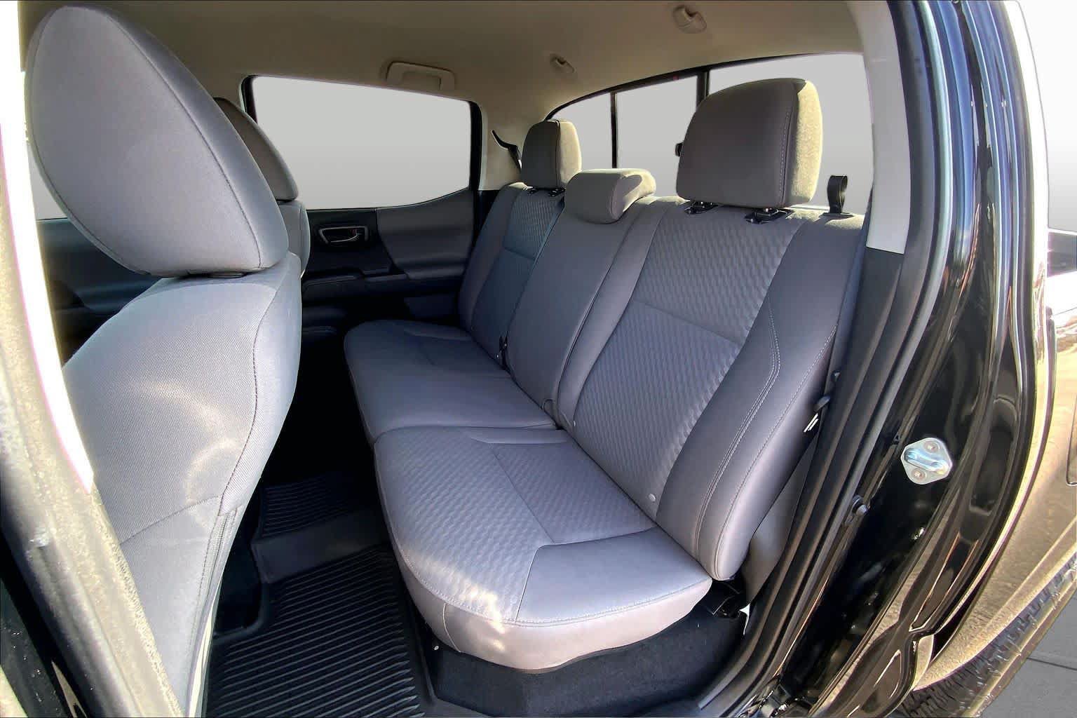 Used 2023 Toyota Tacoma SR AWD/4WD image 21
