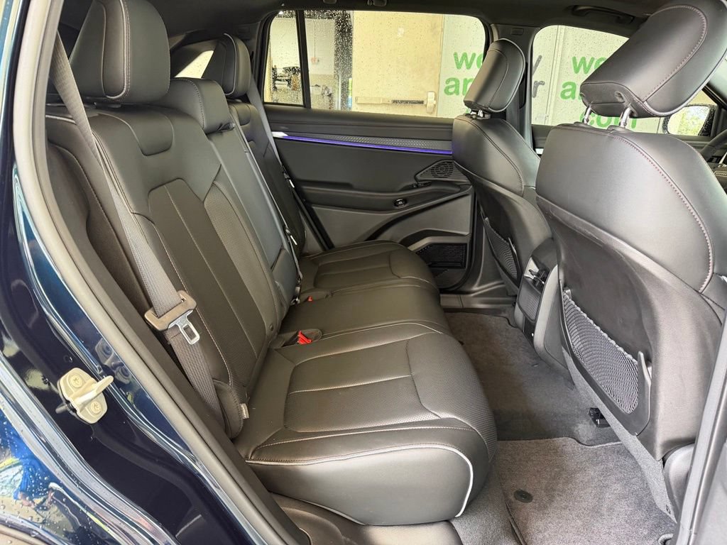 Used 2025 Jeep Wagoneer S Limited AWD/4WD image 29