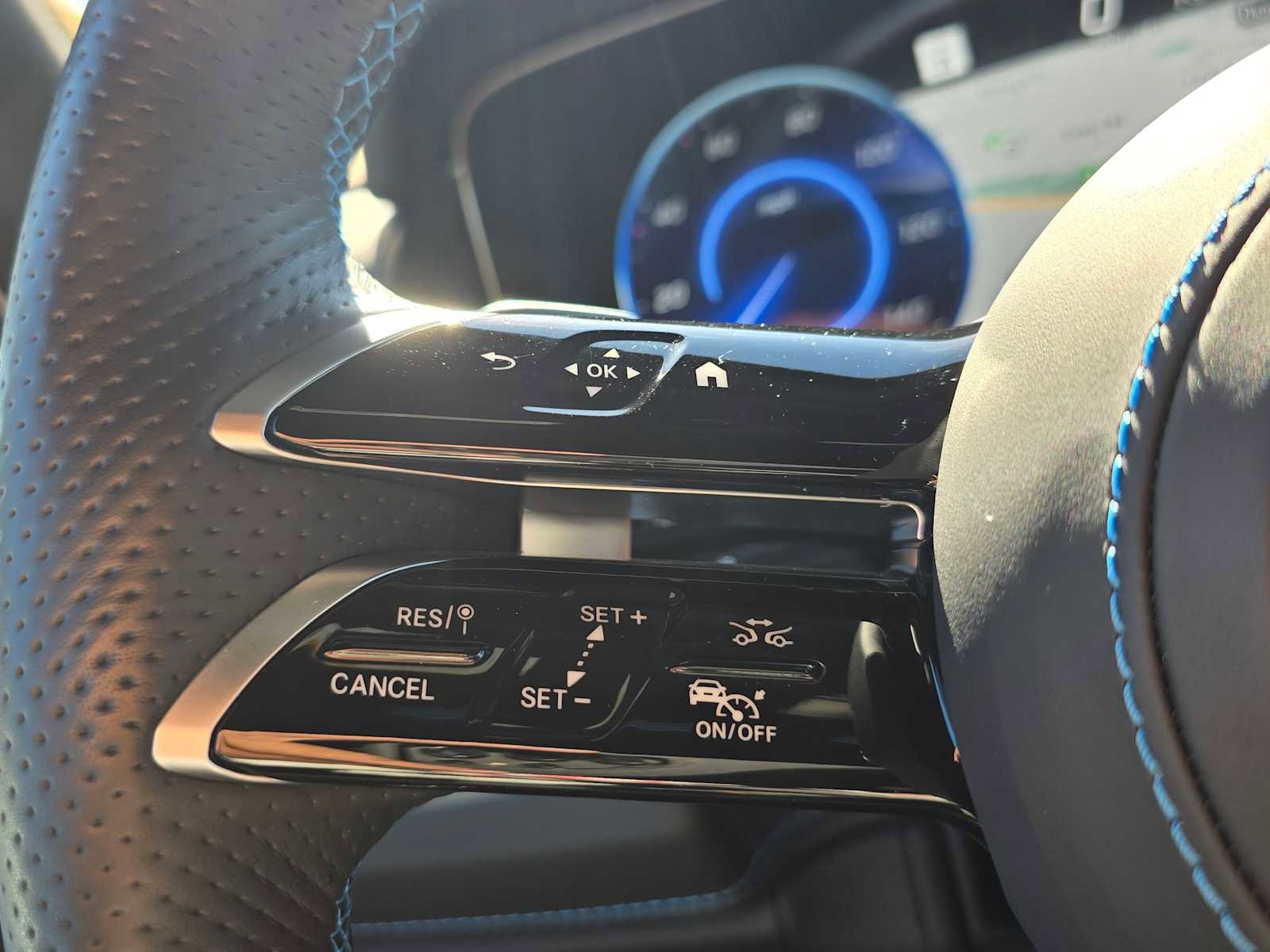 Used 2025 Mercedes-Benz G 580 w/ EQ Technology image 33