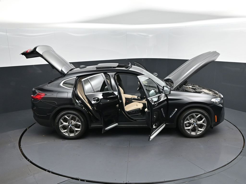 Certified 2025 BMW X4 xDrive30i w/ Premium Package AWD/4WD image 50