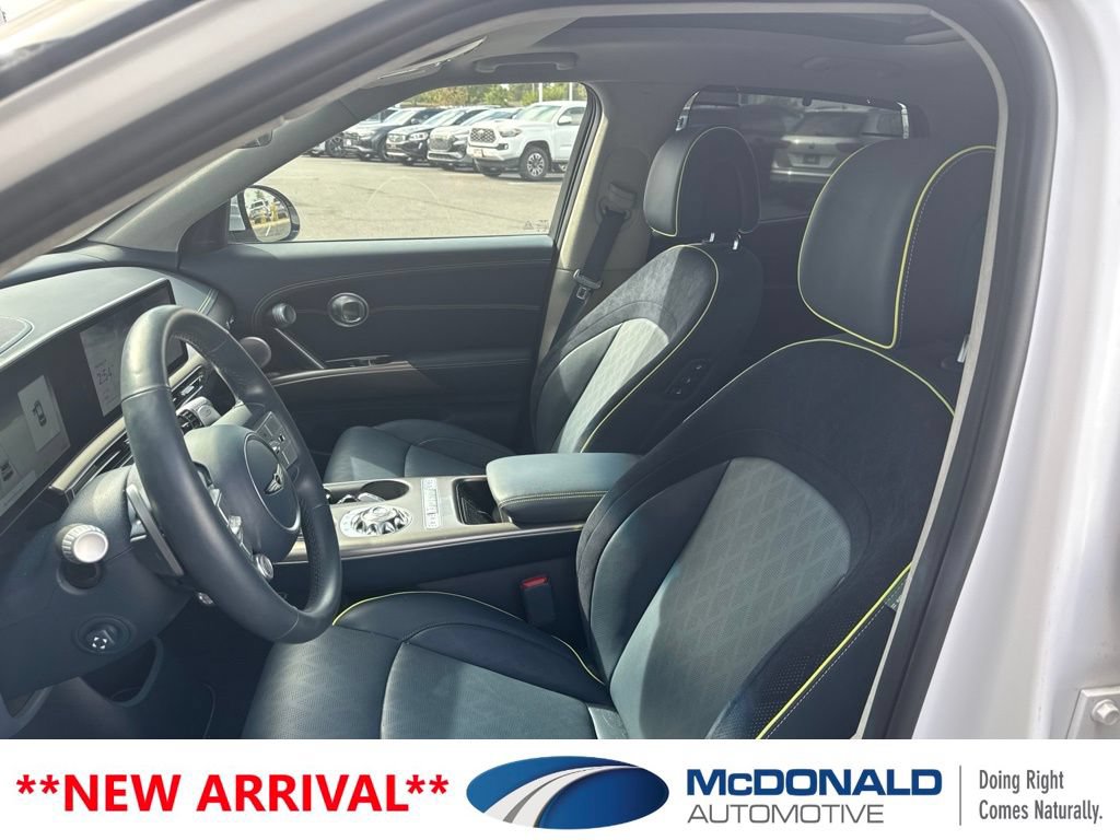 Used 2023 Genesis GV60 Performance AWD/4WD image 11