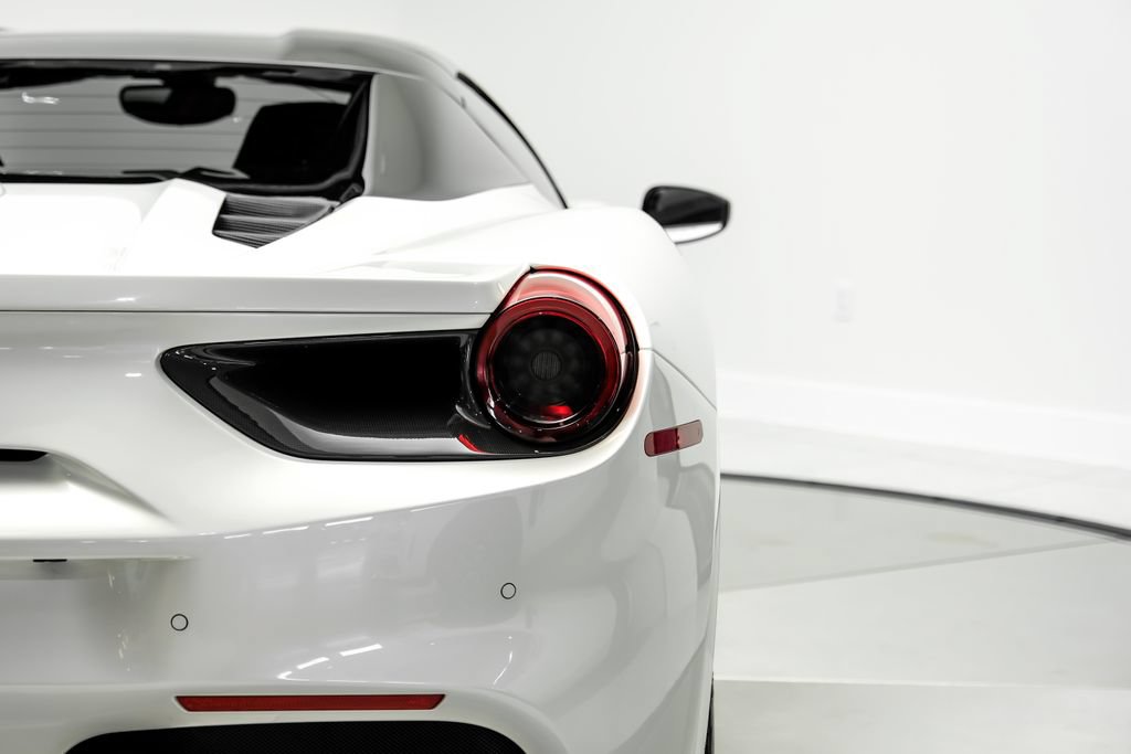 Used 2018 Ferrari 488 Spider RWD image 52