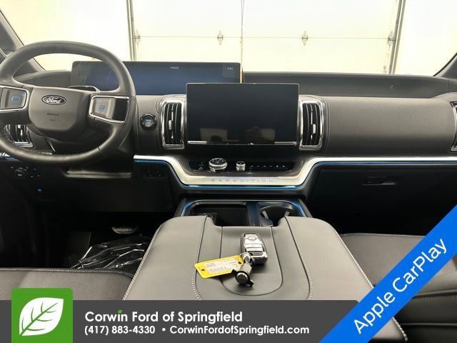 New 2026 Ford Expedition Platinum w/ Stealth Performance Package image 16