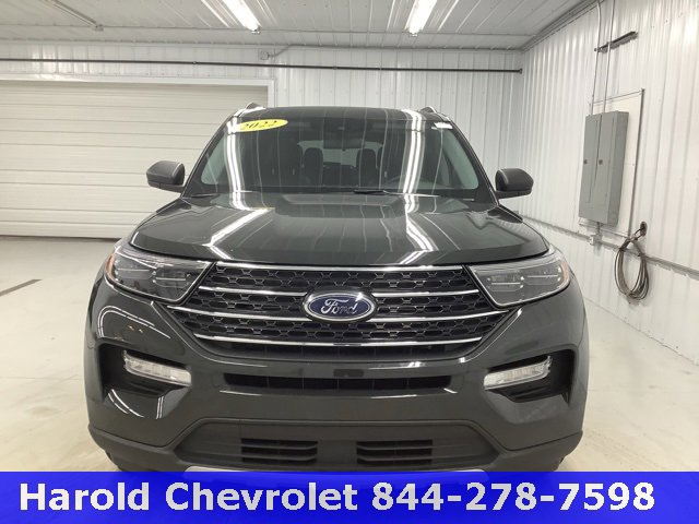 Used 2022 Ford Explorer XLT w/ Equipment Group 202A image 2