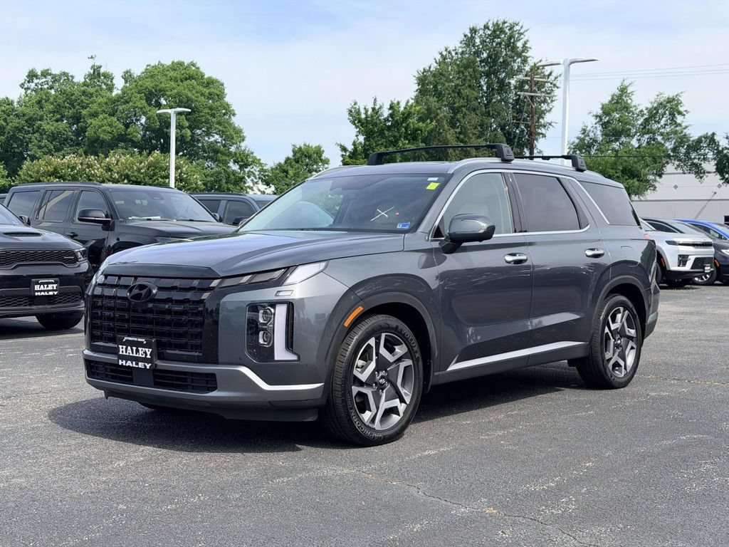 Used 2024 Hyundai Palisade Limited FWD image 5