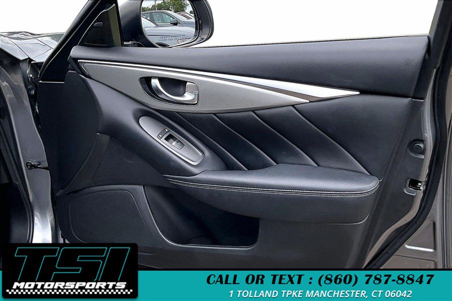 Used 2019 INFINITI Q50 Luxe w/ Essential Package (3.0T Luxe) AWD/4WD image 24