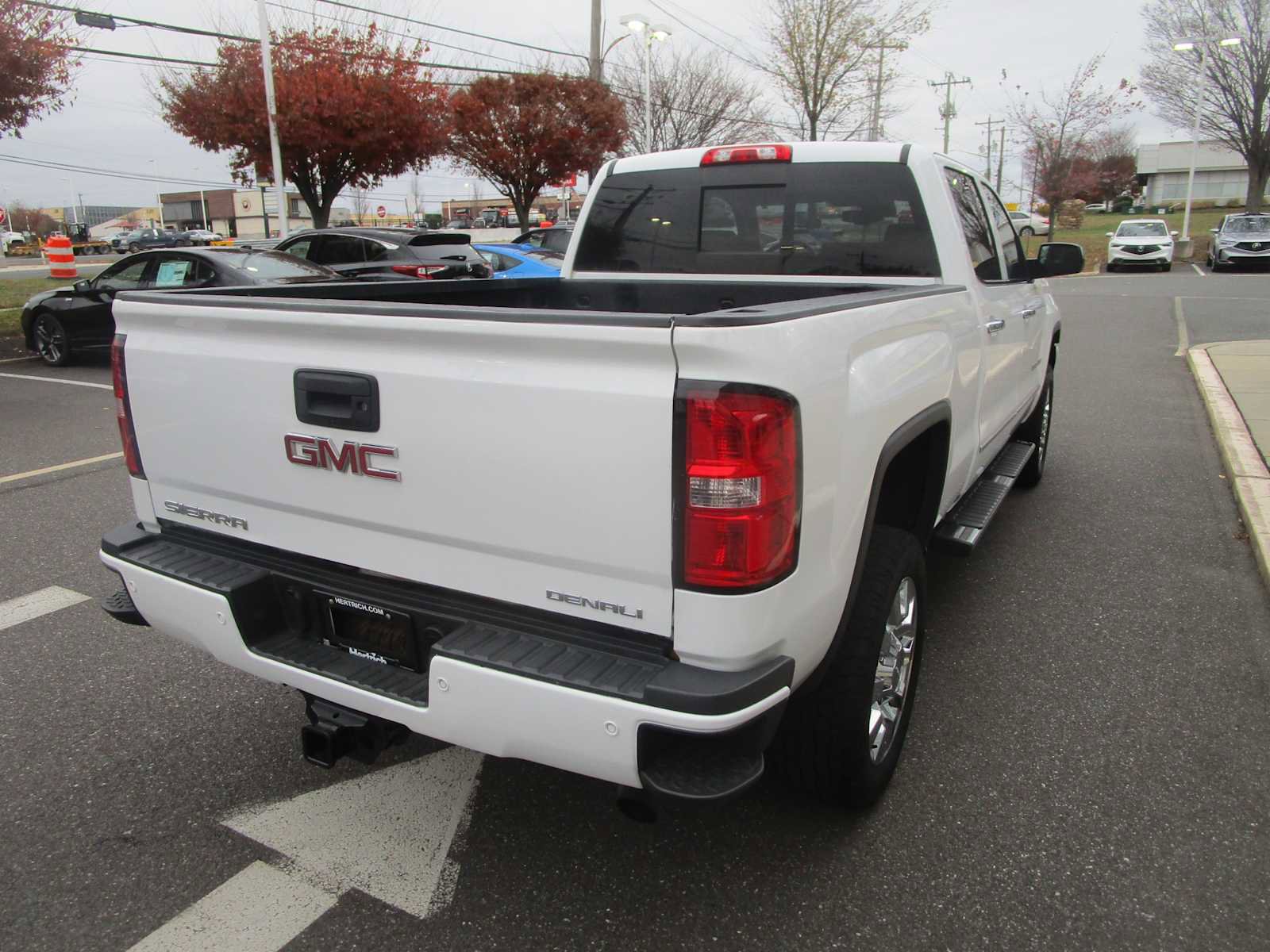 Used 2019 GMC Sierra 2500 Denali image 5