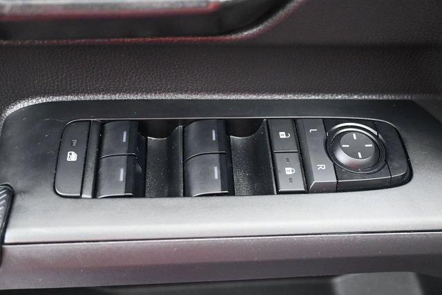 Used 2024 Toyota Tacoma SR5 AWD/4WD image 15