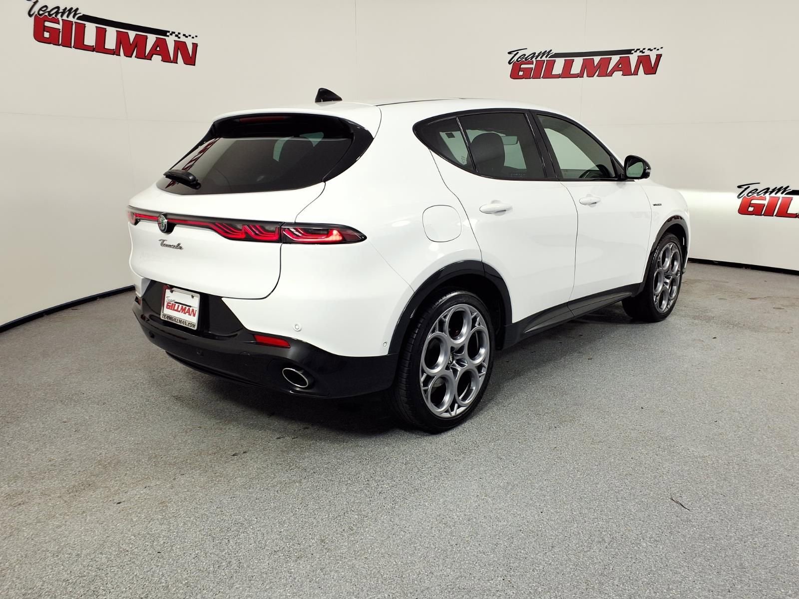 Used 2024 Alfa Romeo Tonale Veloce image 4