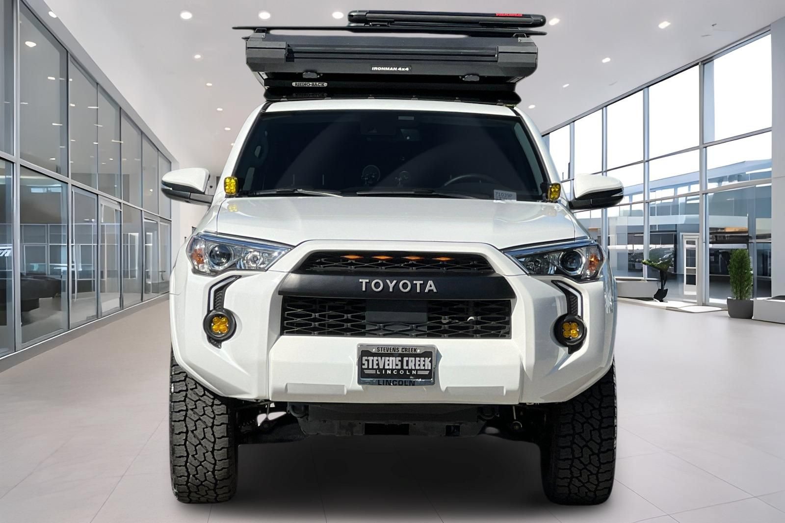 Used 2023 Toyota 4Runner SR5 Premium w/ Moonroof Package AWD/4WD image 9