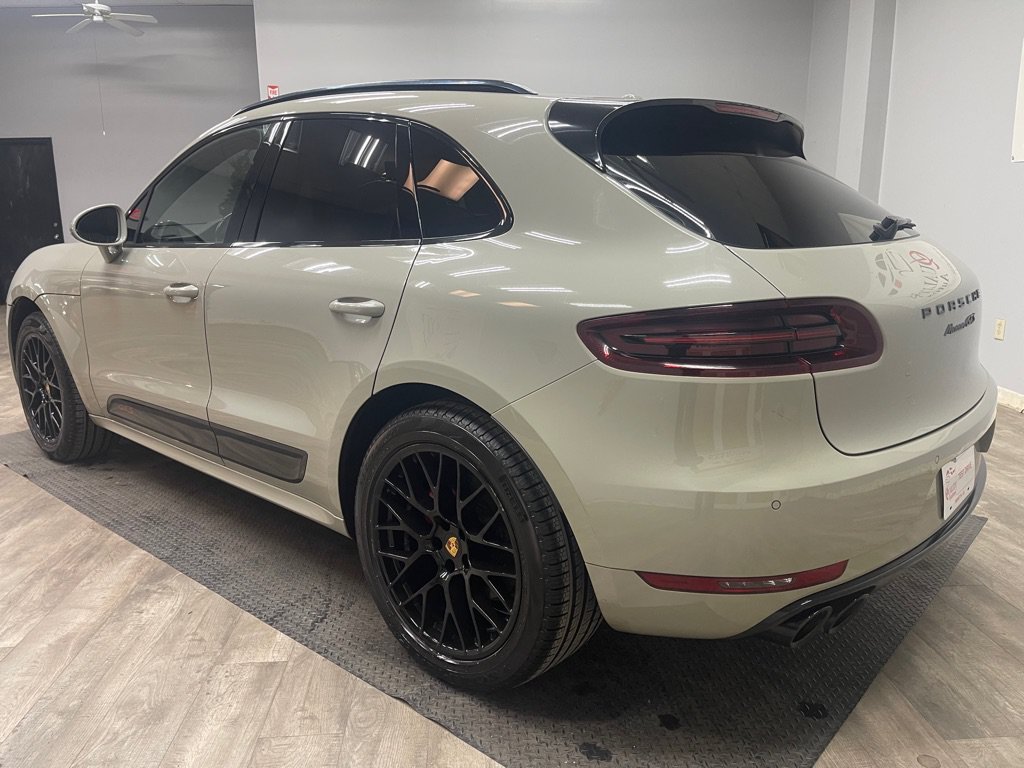 Used 2017 Porsche Macan GTS AWD/4WD image 9
