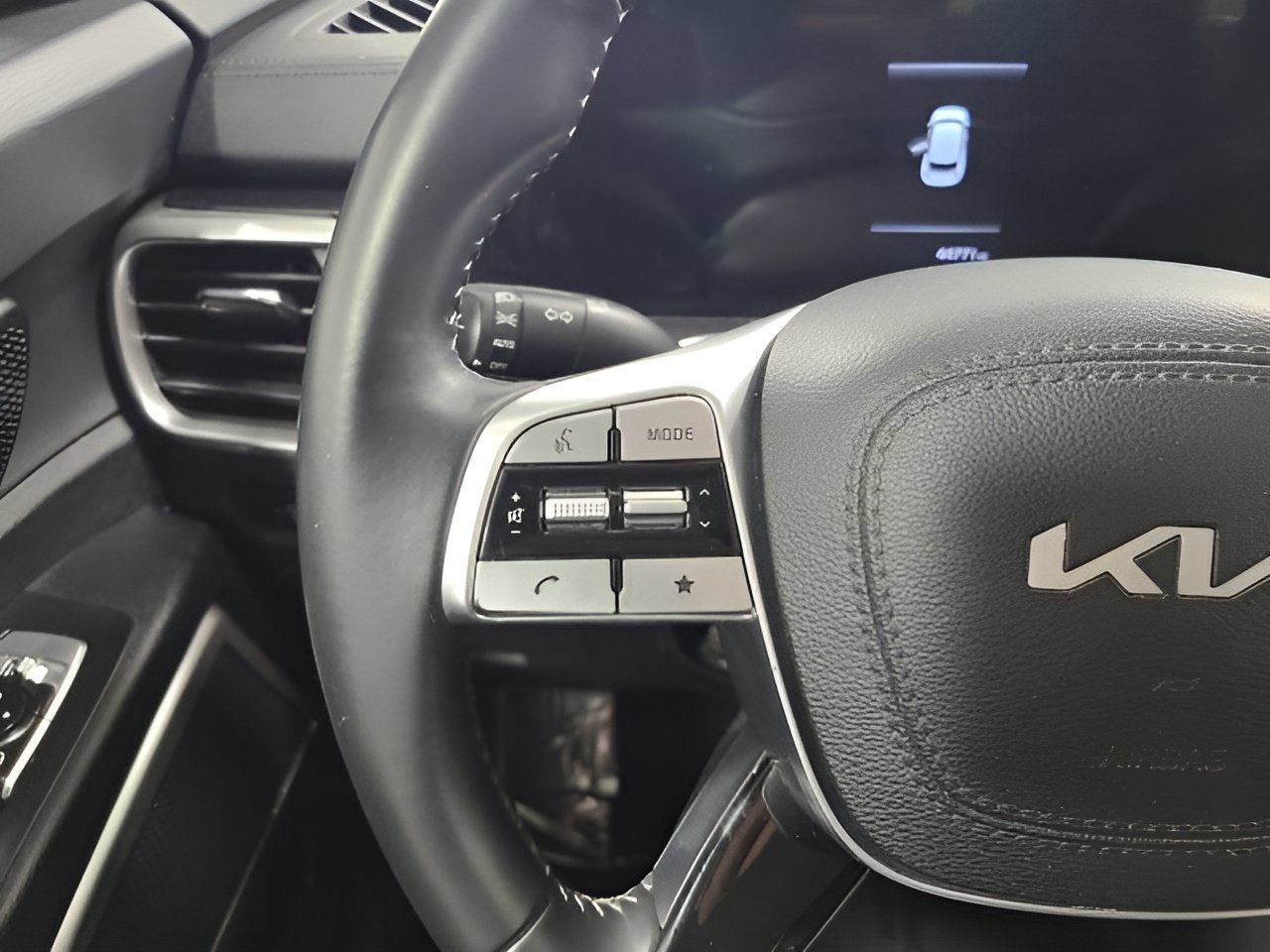 Used 2023 Kia Telluride S AWD/4WD image 25