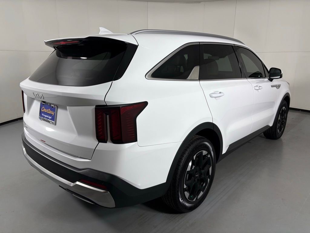 New 2026 Kia Sorento S image 8