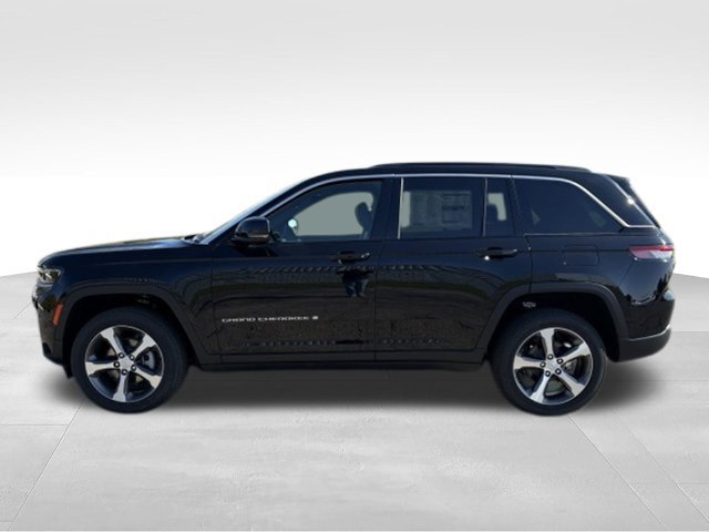 New 2026 Jeep Grand Cherokee Limited AWD/4WD image 13