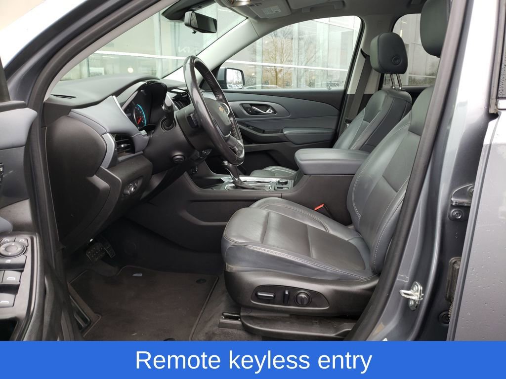 Used 2020 Chevrolet Traverse Premier image 17