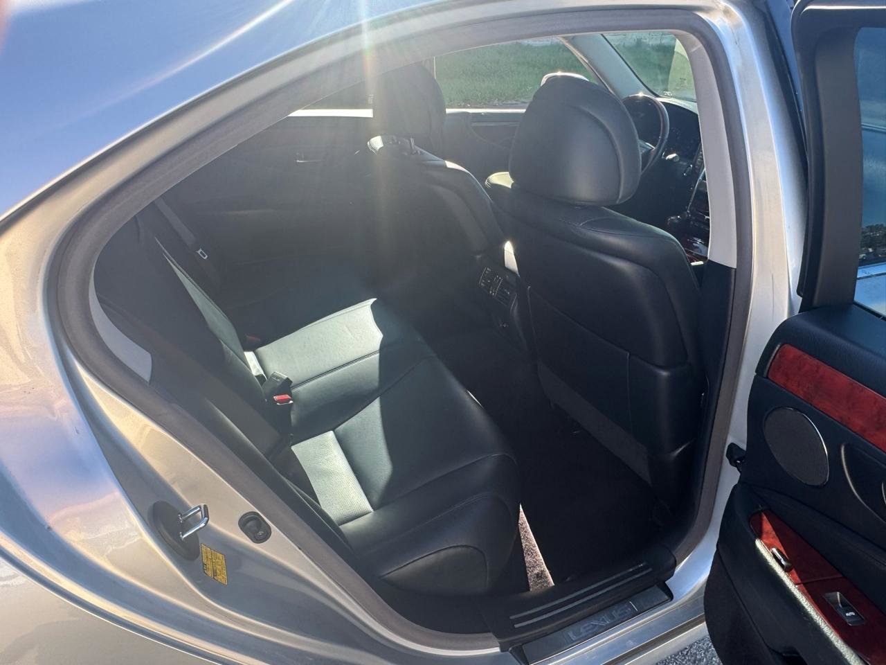 Used 2007 Lexus LS 460 RWD image 50