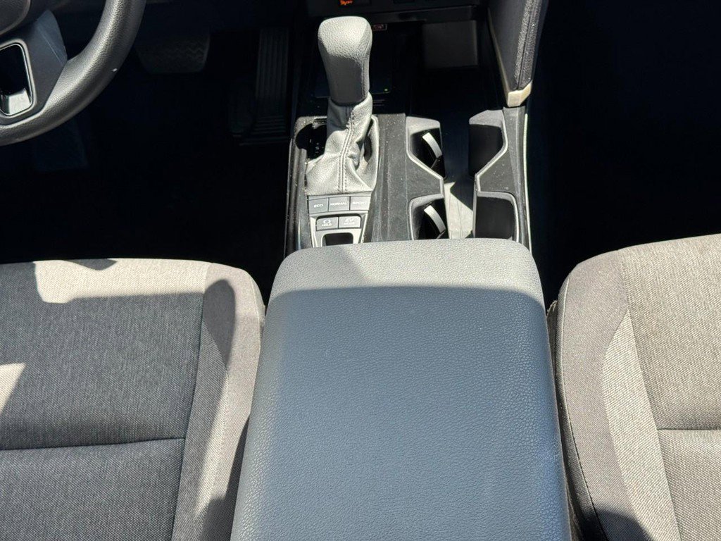 Used 2025 Toyota Camry LE image 14