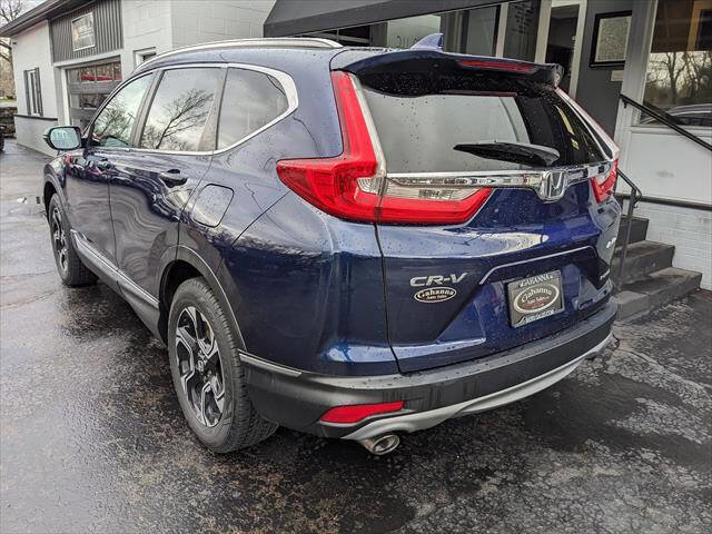 Used 2018 Honda CR-V Touring image 3