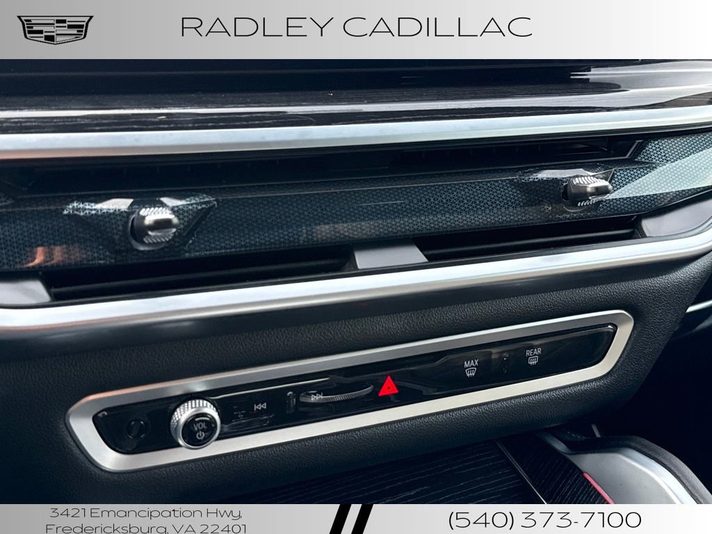 Used 2025 BMW X6 xDrive40i w/ Executive Package image 10