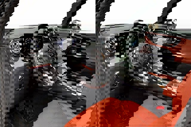 Certified 2025 Mercedes-Benz GLC 300 4MATIC image 20