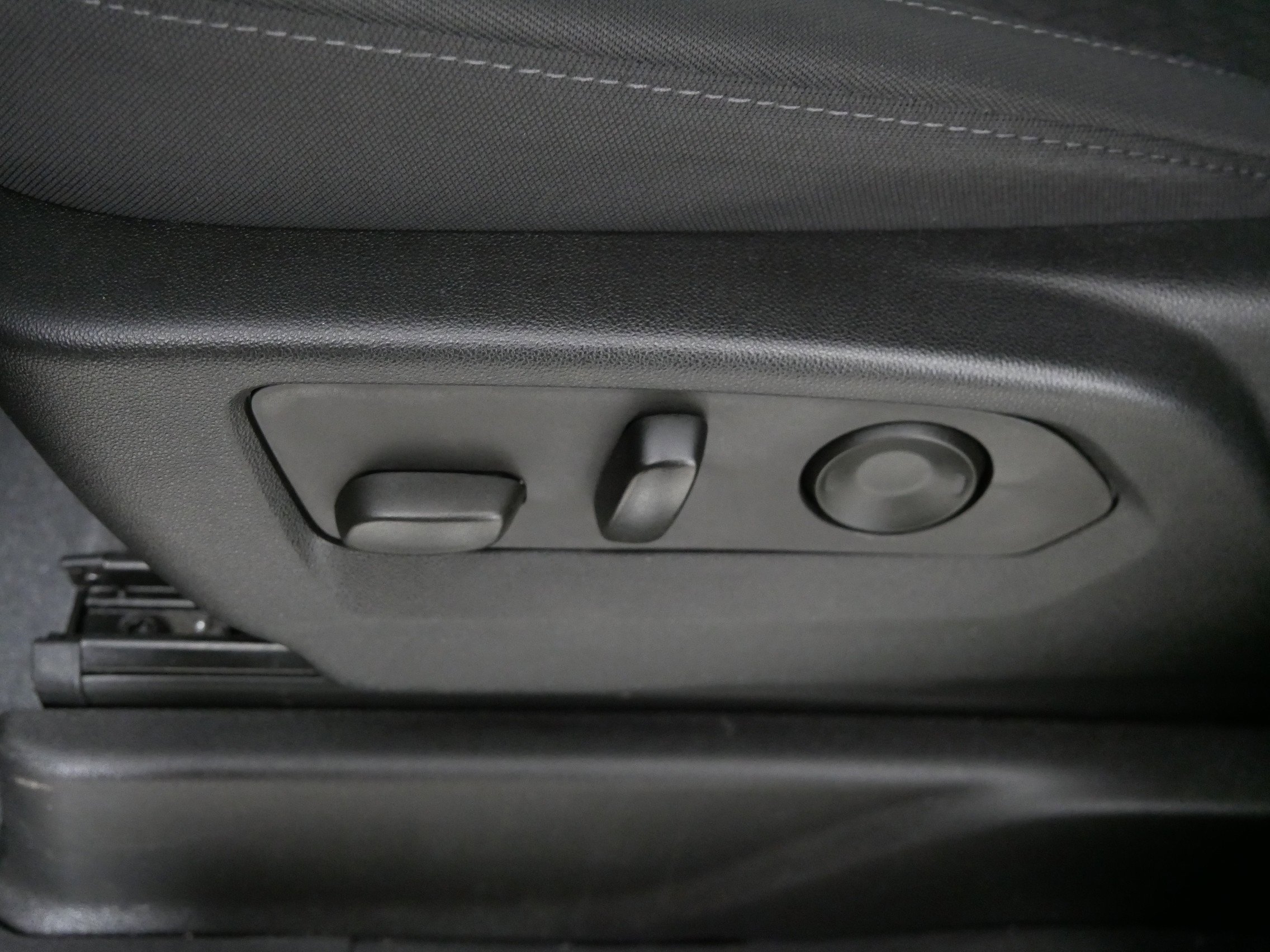 Used 2023 Chevrolet Tahoe LS image 20