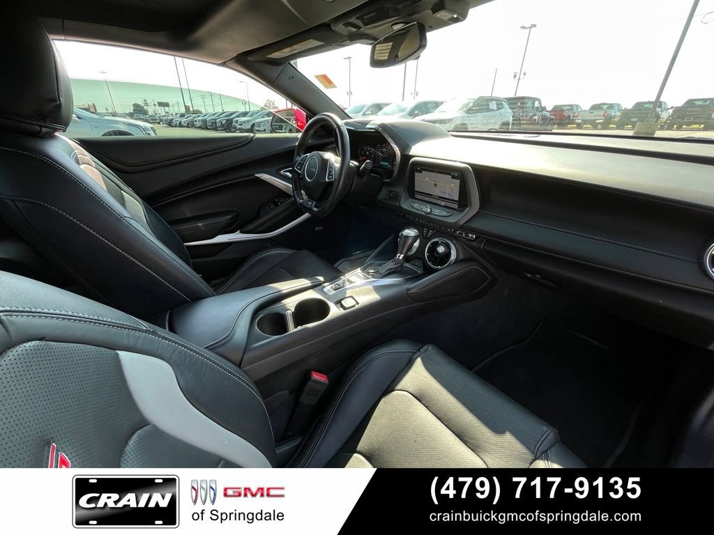 Used 2018 Chevrolet Camaro SS RWD image 26