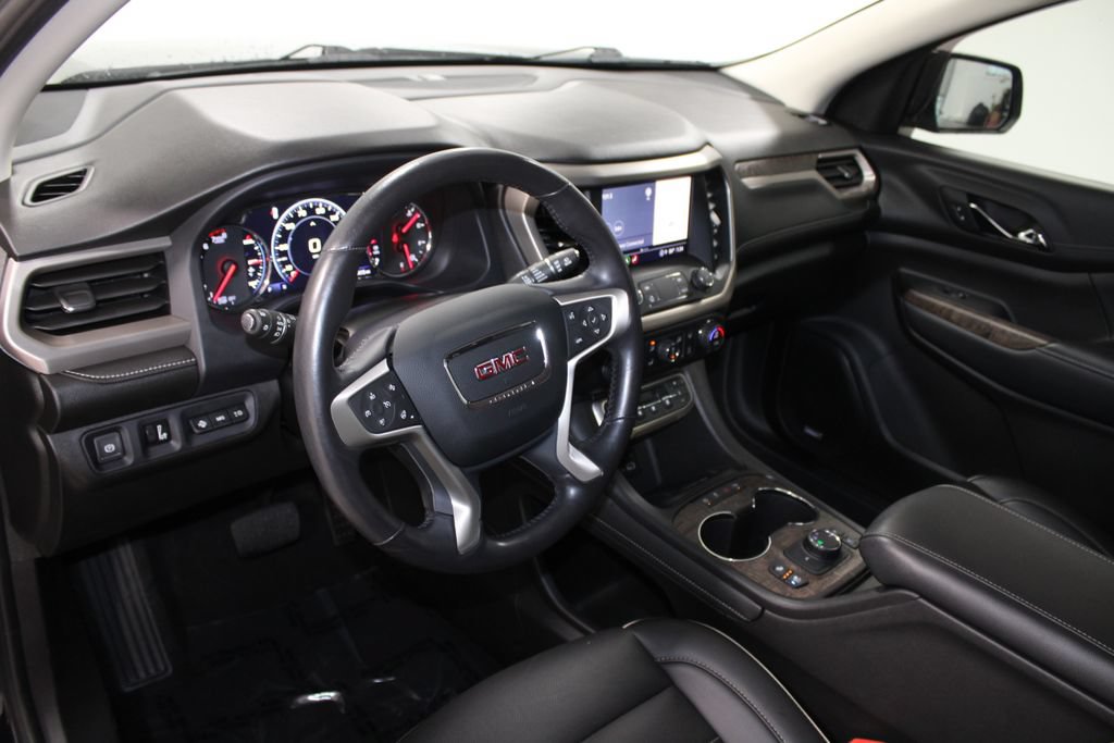 Used 2021 GMC Acadia Denali w/ Denali Technology Package FWD image 21