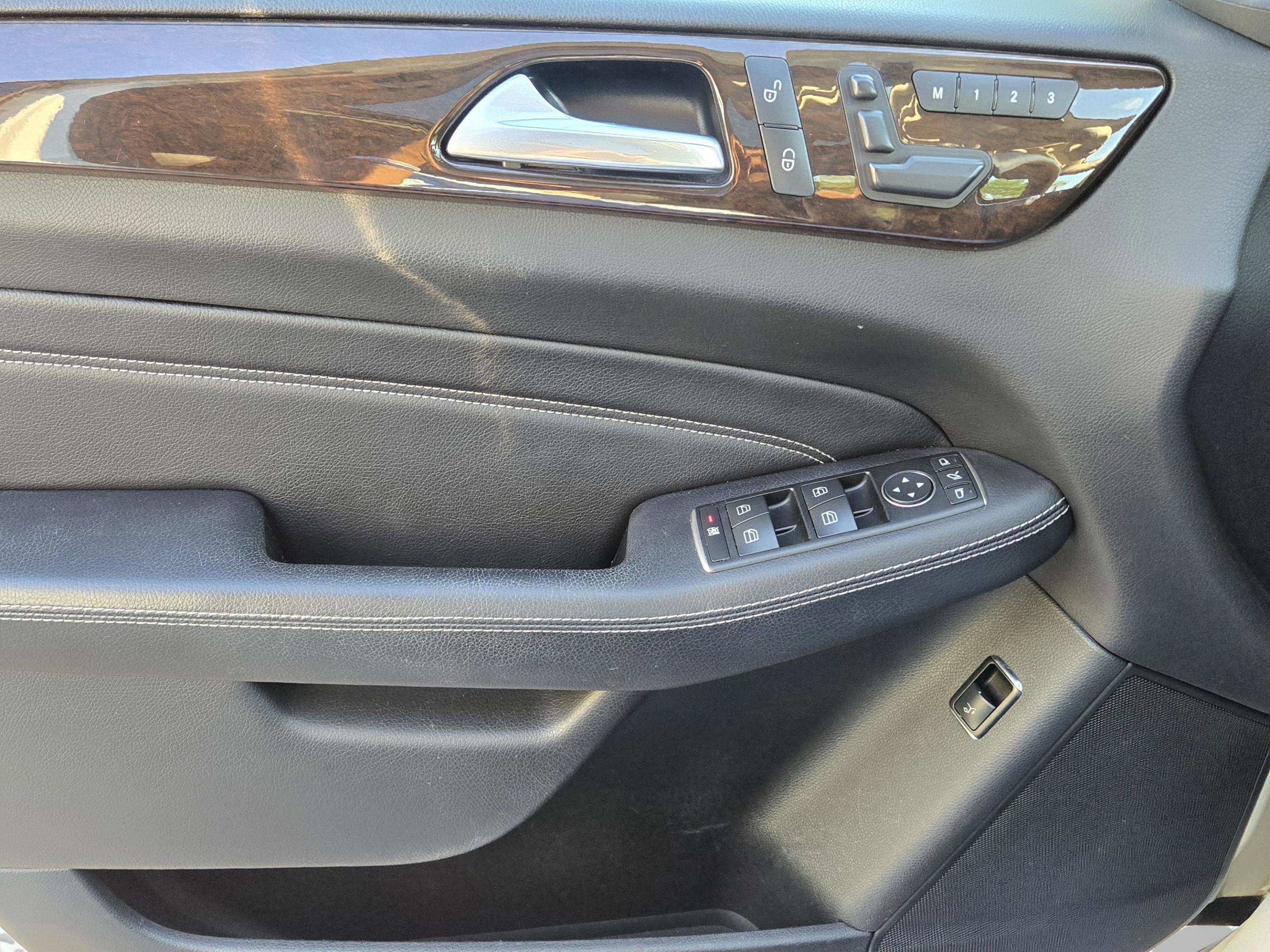 Used 2014 Mercedes-Benz ML 350 4MATIC image 14