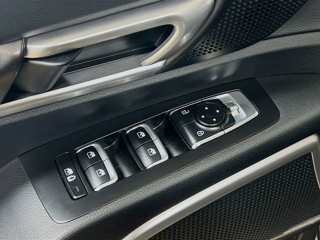 Certified 2023 Kia Telluride S image 18