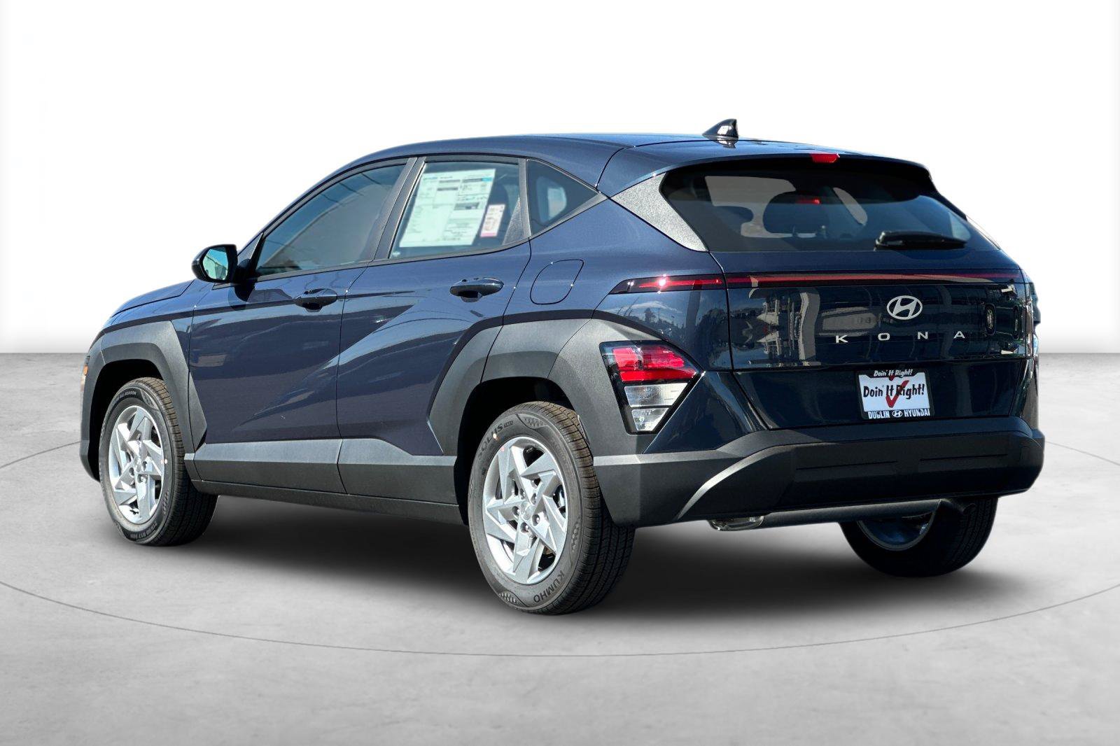New 2027 Hyundai Kona SE FWD image 4