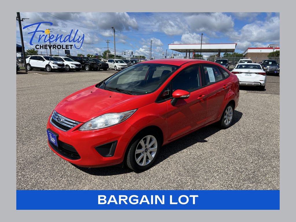 Used 2013 Ford Fiesta SE FWD image 1