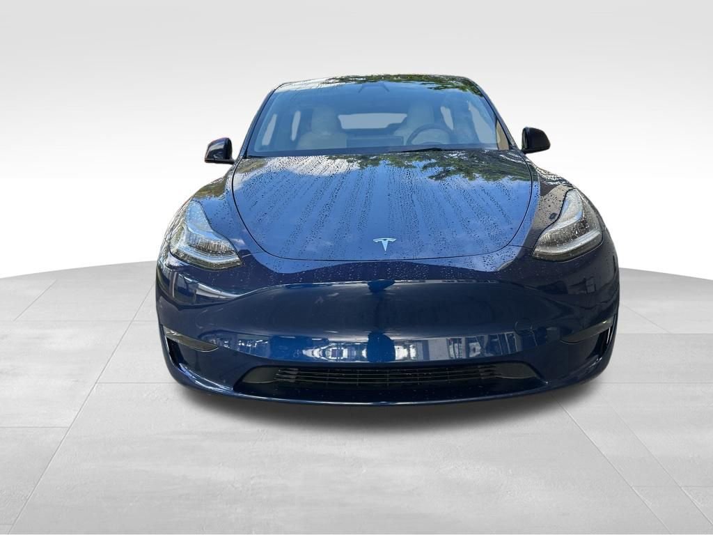 Used 2022 Tesla Model Y Long Range image 11