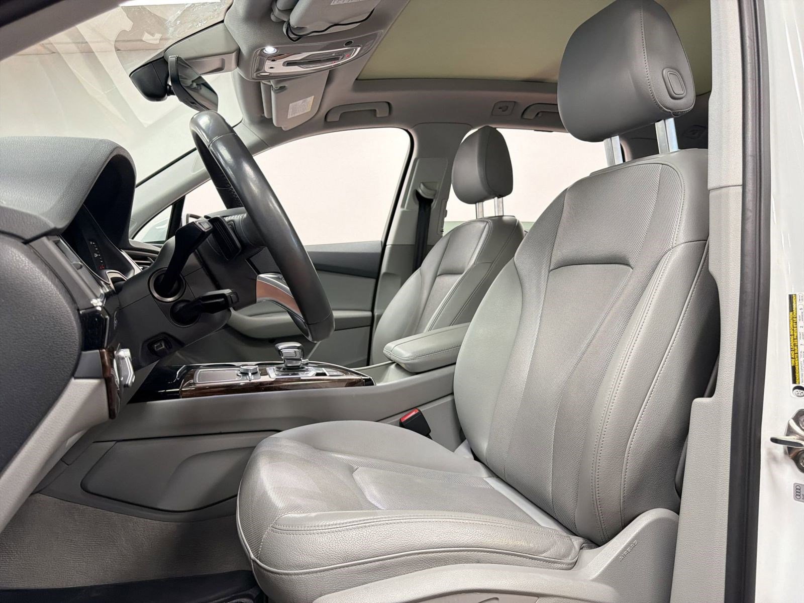 Used 2019 Audi Q7 3.0T Prestige image 5