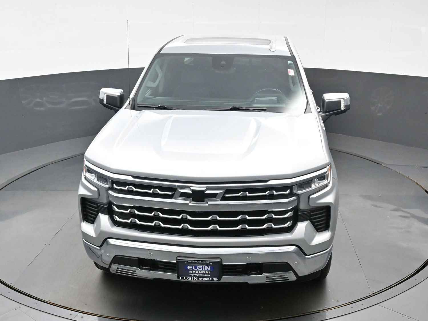 Used 2022 Chevrolet Silverado 1500 LTZ w/ LTZ Premium Package AWD/4WD image 42