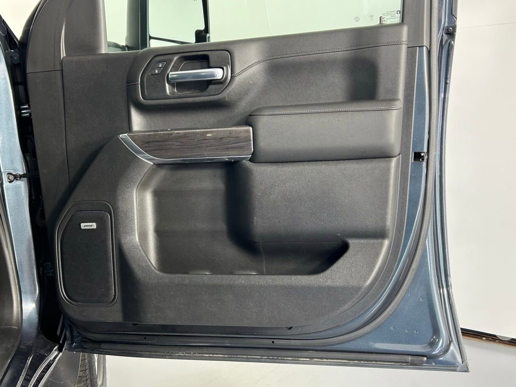 Used 2020 Chevrolet Silverado 2500 LTZ w/ LTZ Plus Package image 9