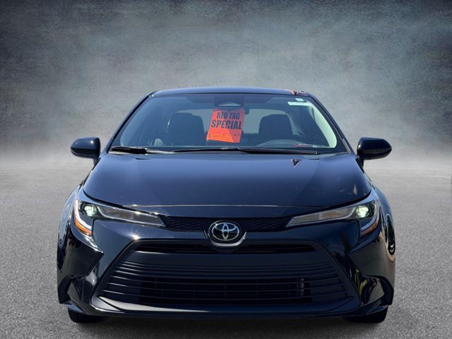 Used 2024 Toyota Corolla LE FWD image 6
