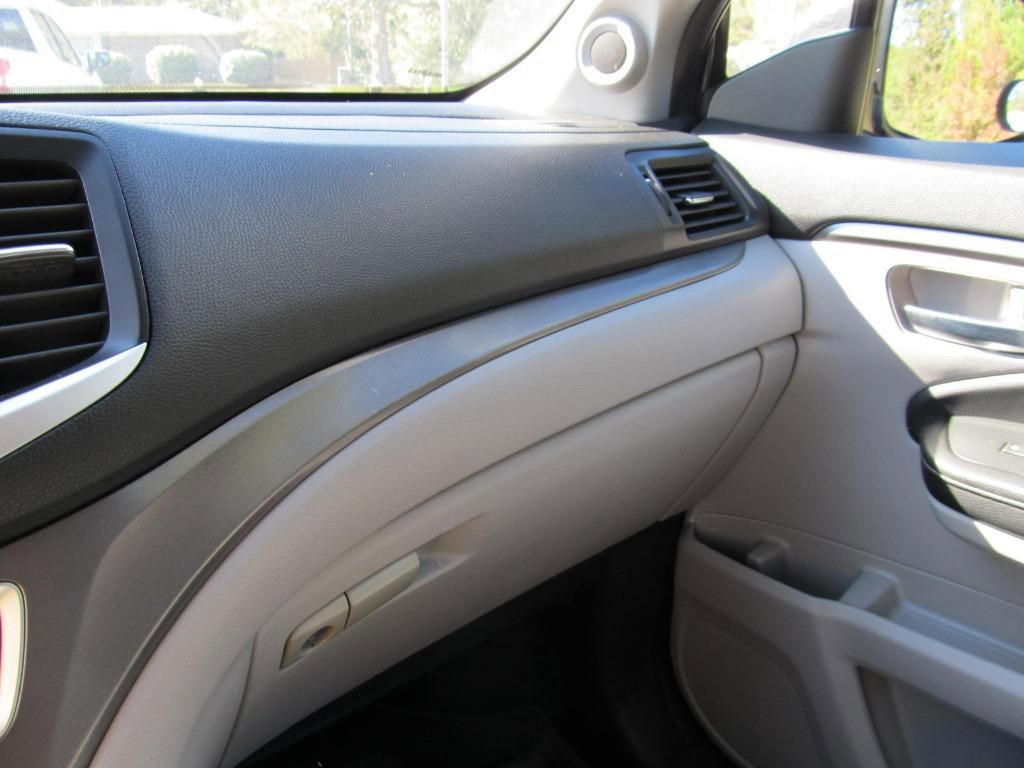 Used 2017 Honda Ridgeline RTS image 67