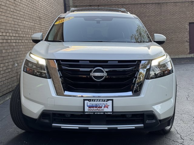 Used 2024 Nissan Pathfinder Platinum w/ Cargo Package image 43