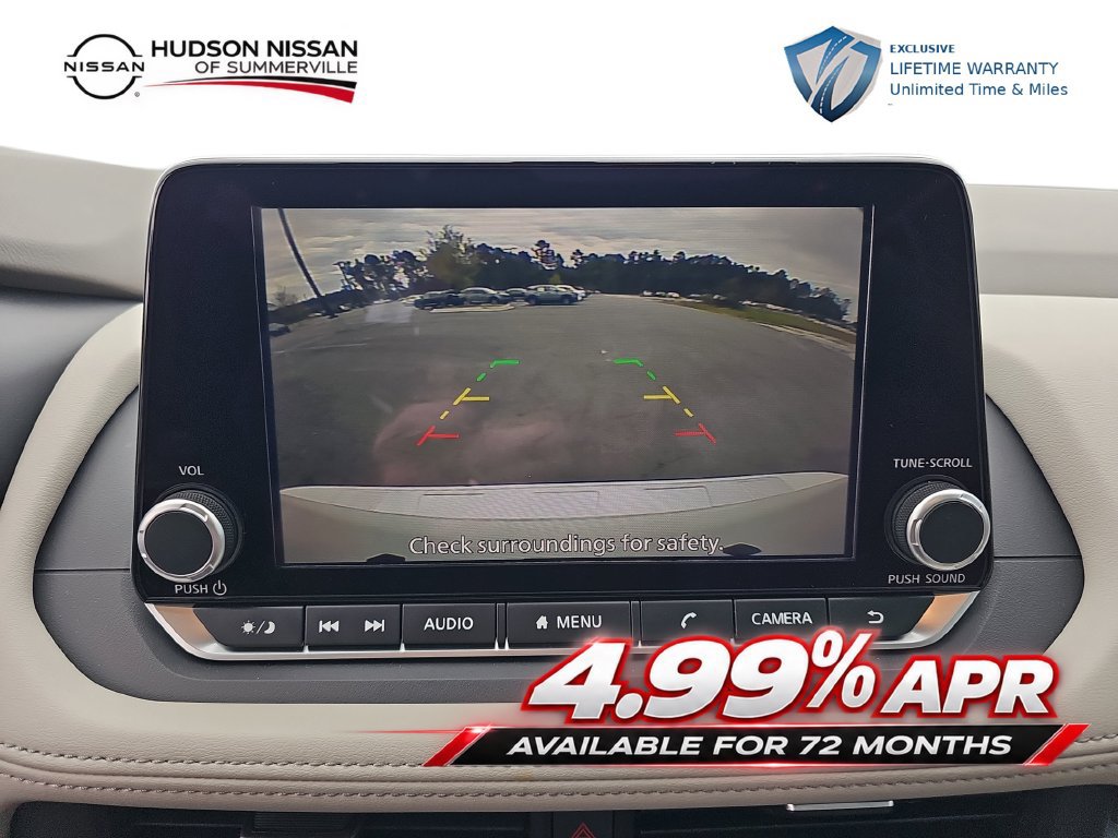 Used 2025 Nissan Rogue SV w/ SV Premium Package FWD image 24