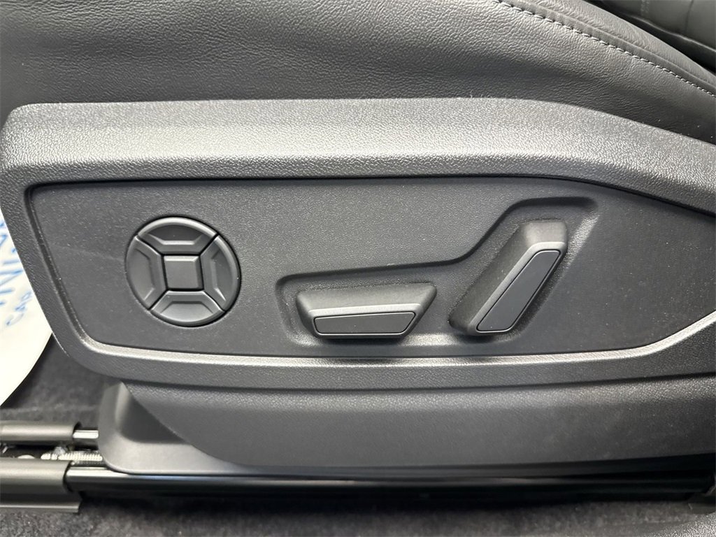 New 2025 Audi Q5 Premium image 12