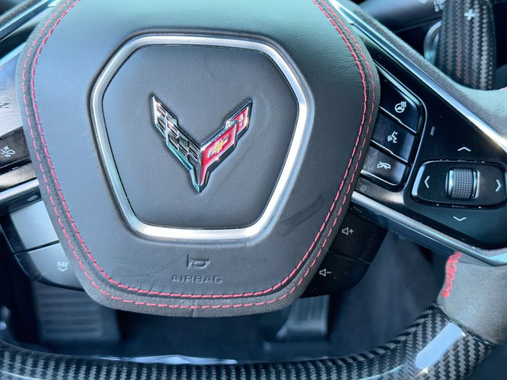 Used 2024 Chevrolet Corvette Z06 RWD image 18