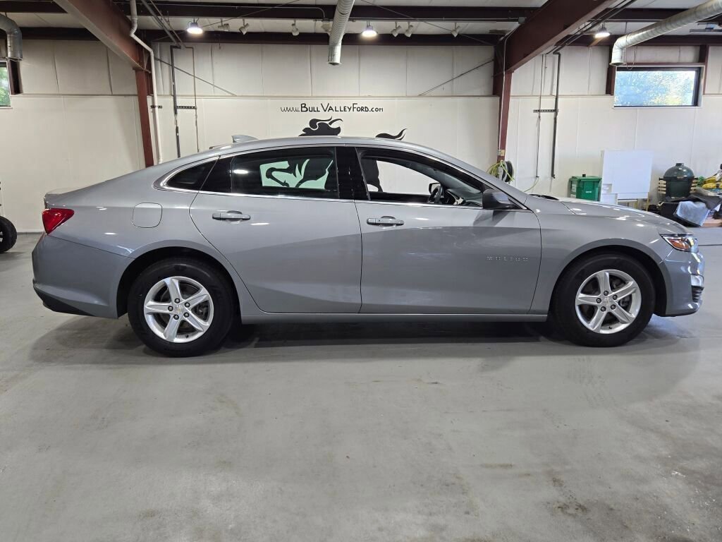 Used 2024 Chevrolet Malibu LT image 6