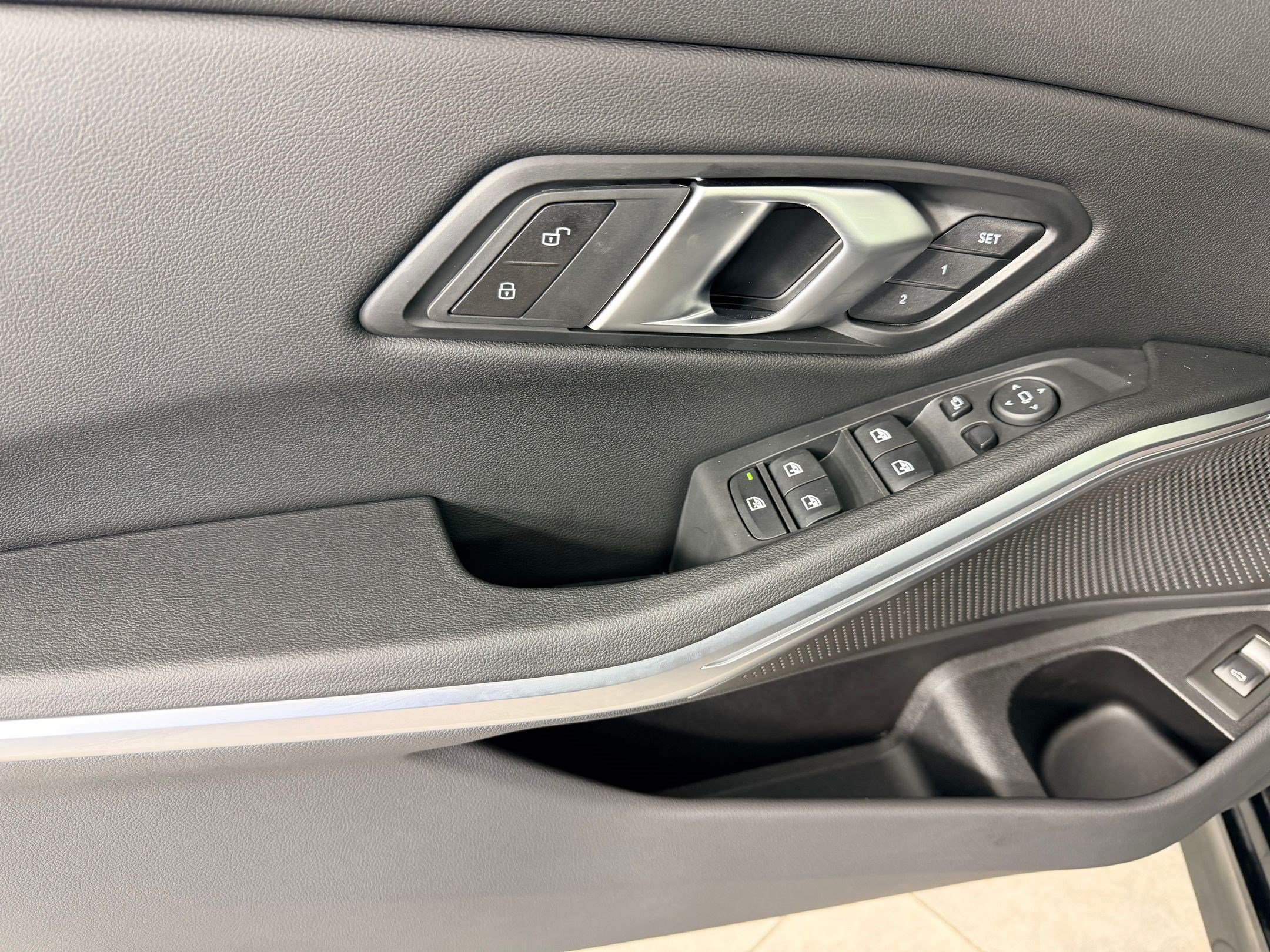 Used 2025 BMW 330i Sedan RWD image 13
