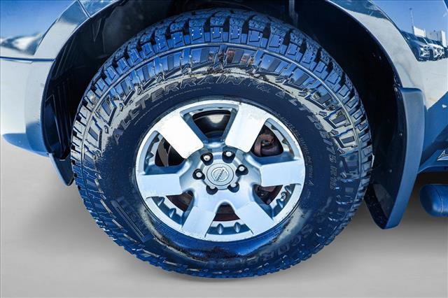 Used 2012 Nissan Frontier PRO-4X AWD/4WD image 9