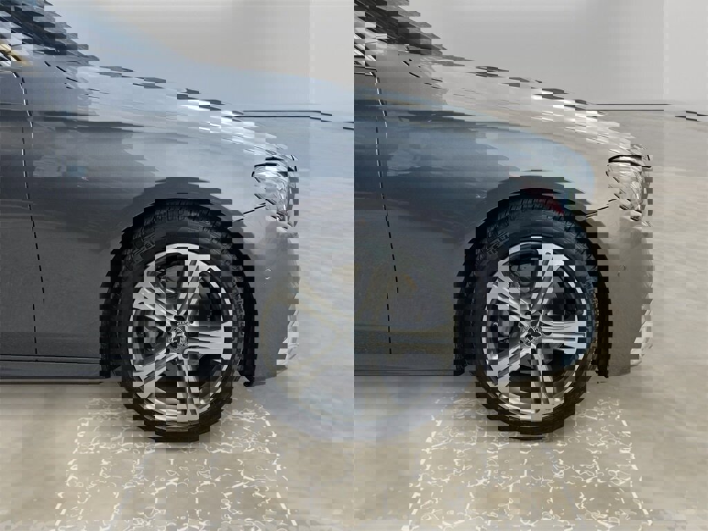 Used 2018 Mercedes-Benz E 300 w/ Premium 1 Package image 14