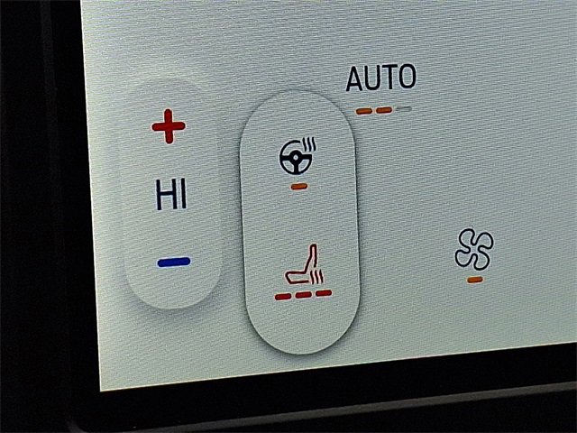 Used 2024 Ford Edge Titanium image 26