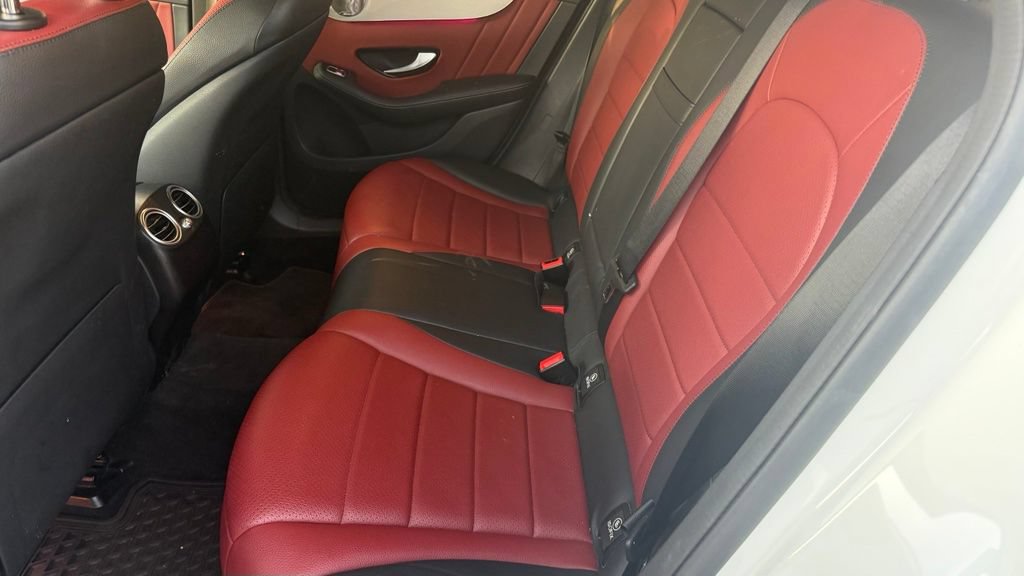 Used 2021 Mercedes-Benz GLC 300 4MATIC Coupe image 10