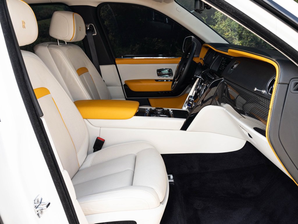 Certified 2022 Rolls-Royce Cullinan Black Badge w/ Dark Exterior Package AWD/4WD image 83
