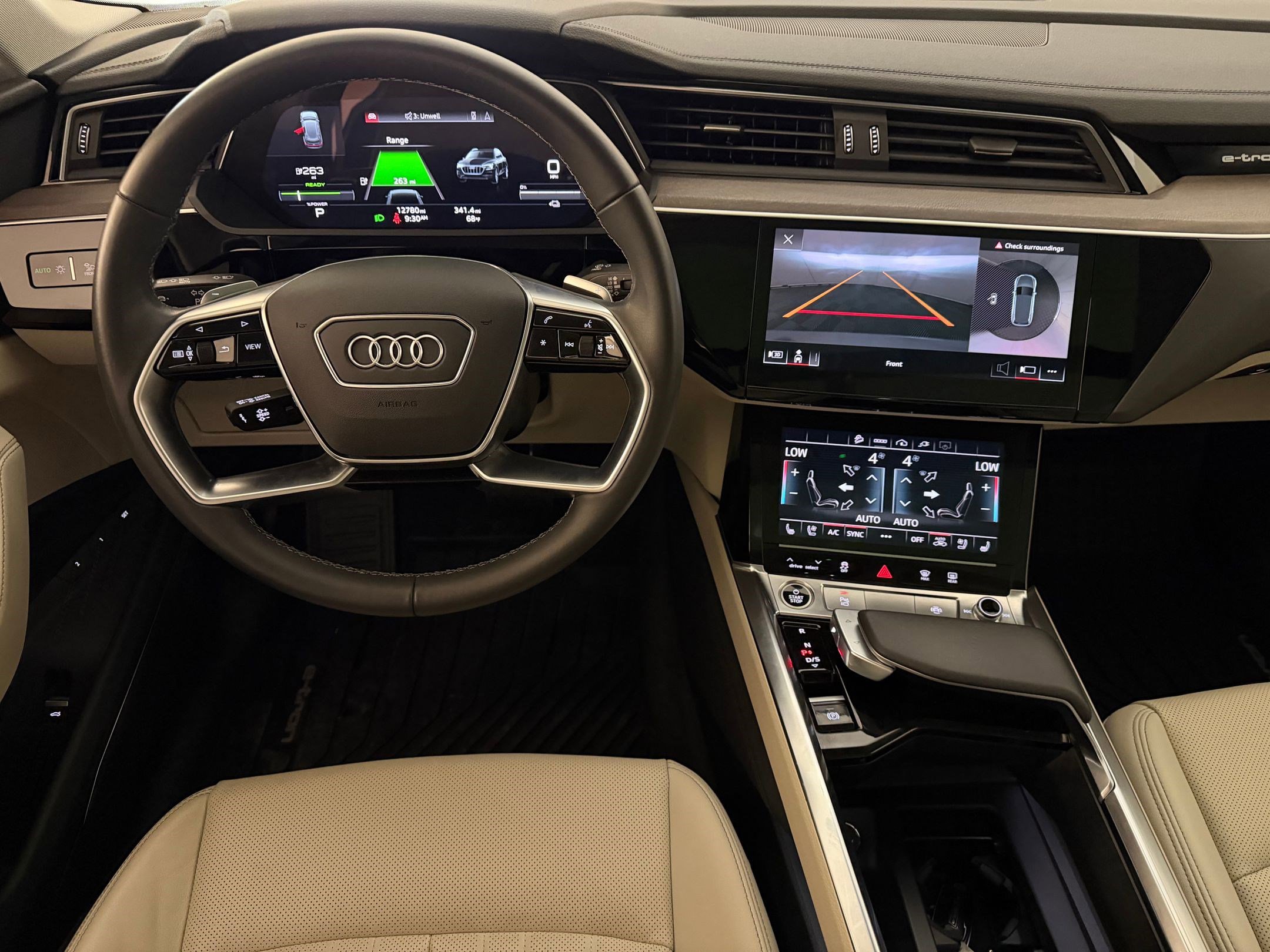Used 2024 Audi Q8 e-tron Premium Plus w/ Premium Plus Package image 26